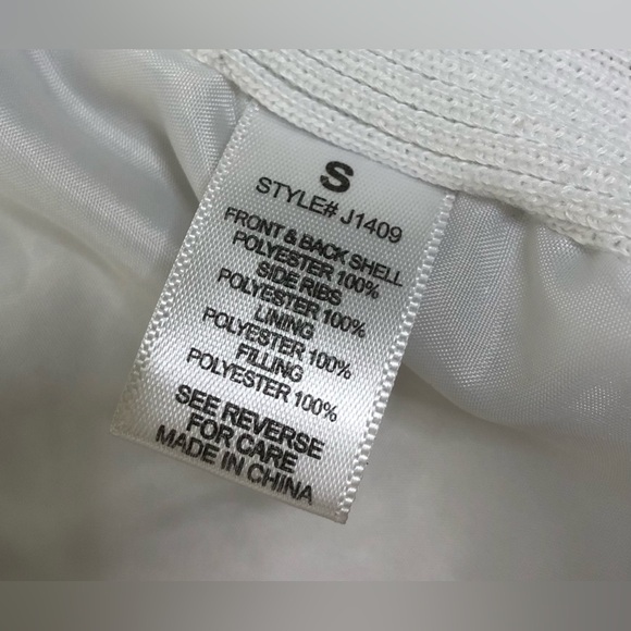 Active USA Puffer Zip Up Vest, White, Small - Picture 7 of 8